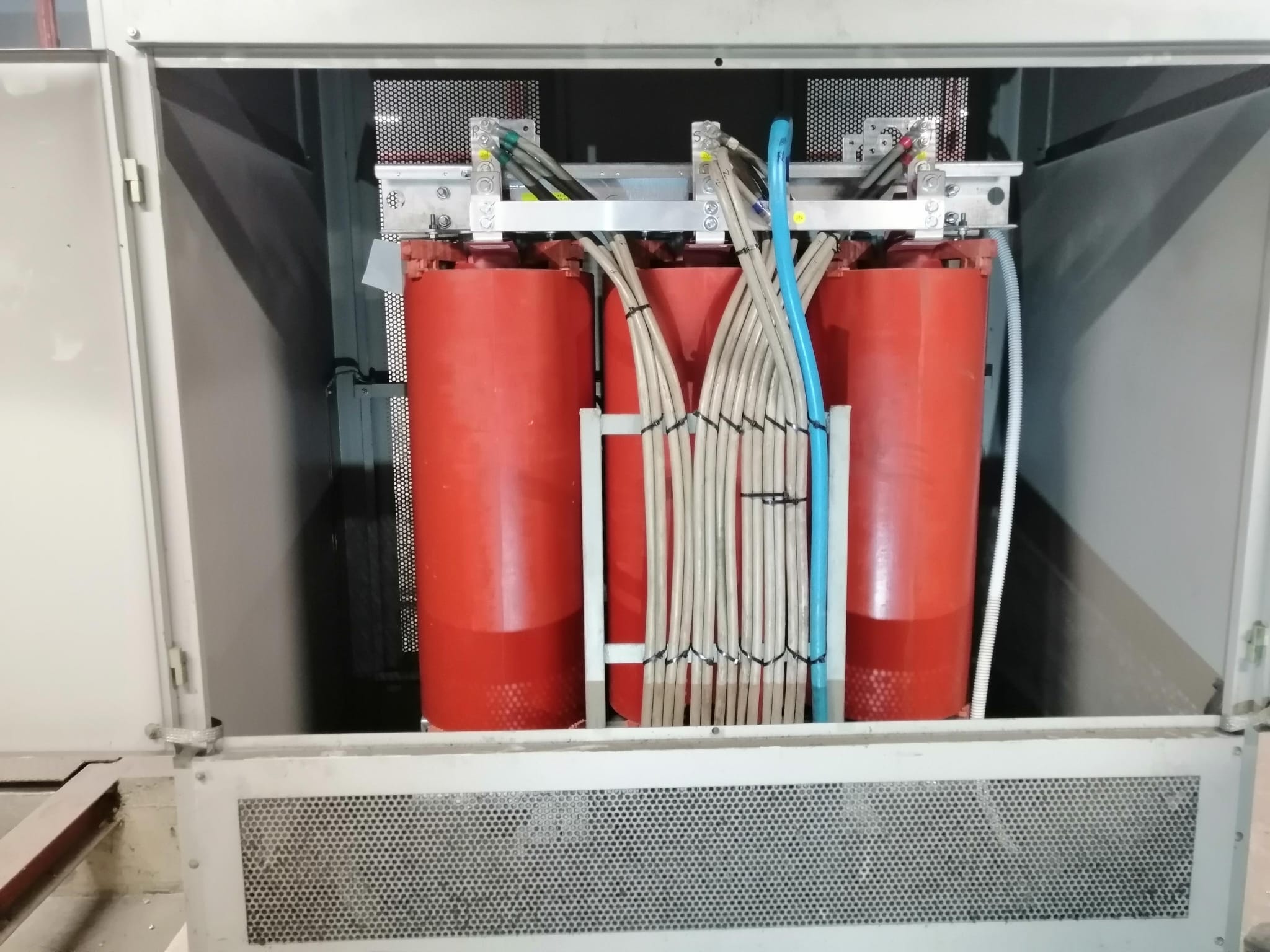 WhatsApp Image 2025-01-14 at 21.29.32 WhatsApp Image 2025-01-14 at 21.29.32